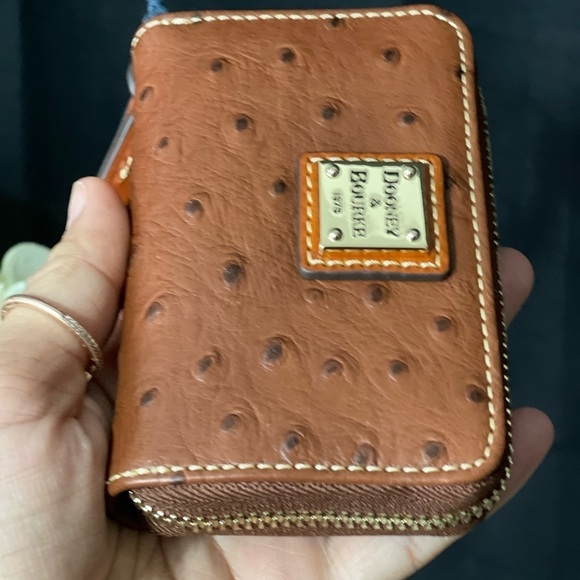 Dooney bourke Ostrich Zip Around Credit Card Case - Picture 4 of 6